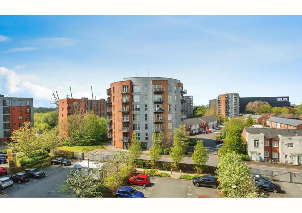 2 Bed Apartment Manchester Sportcity Opposite Etihad Stadium & Coop Live Екстер'єр фото